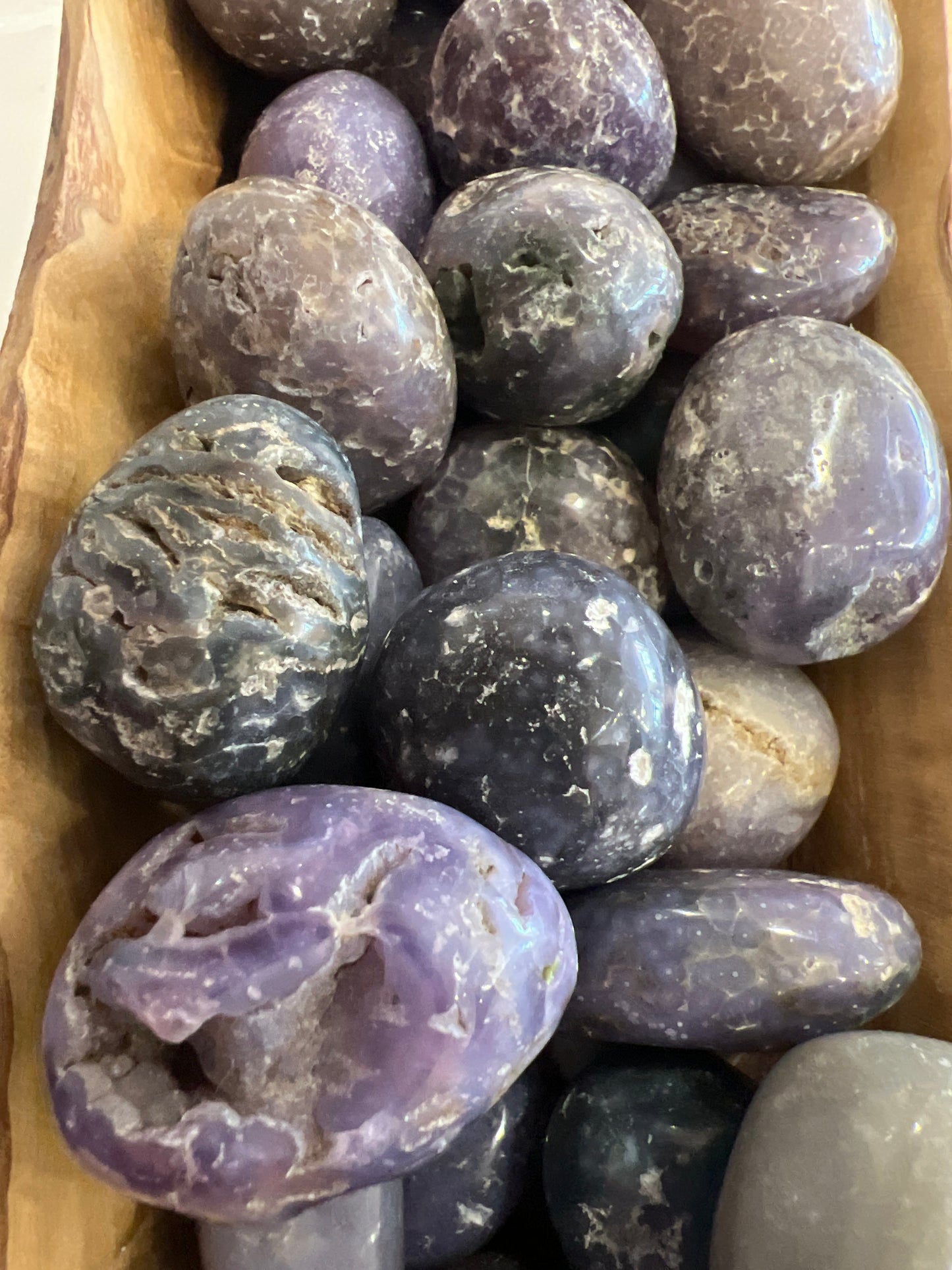 Grape Agate Tumble