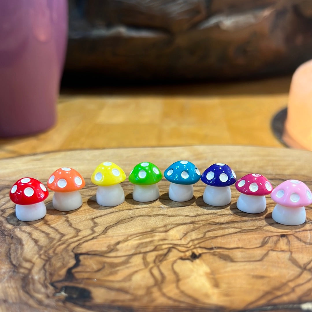 Mini Mushroom (Plastic)