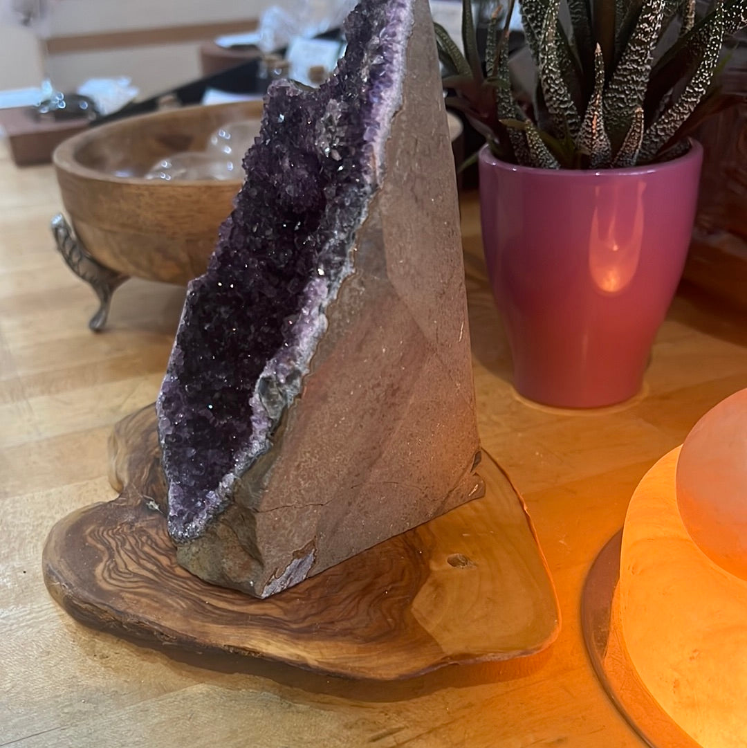 Amethyst Cut Base Display Piece