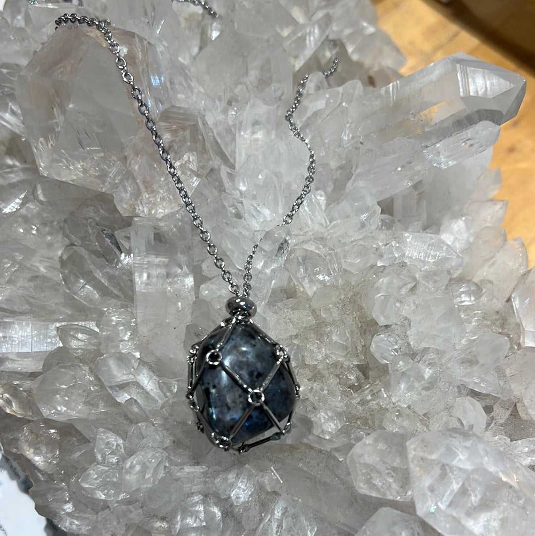 Metal Crystal Keeper Necklace