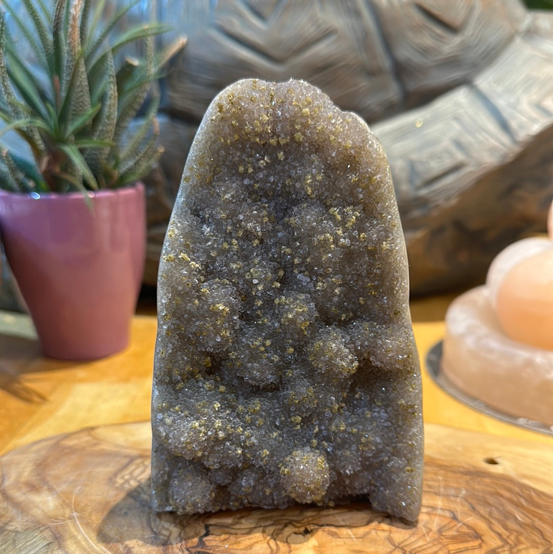 Amethyst Cut Base Freeform
