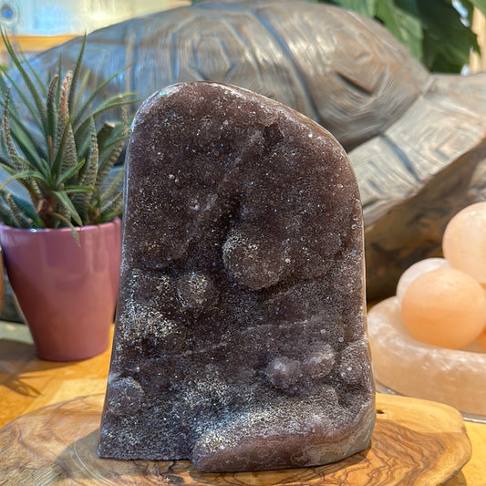 Amethyst Cut Base Freeform