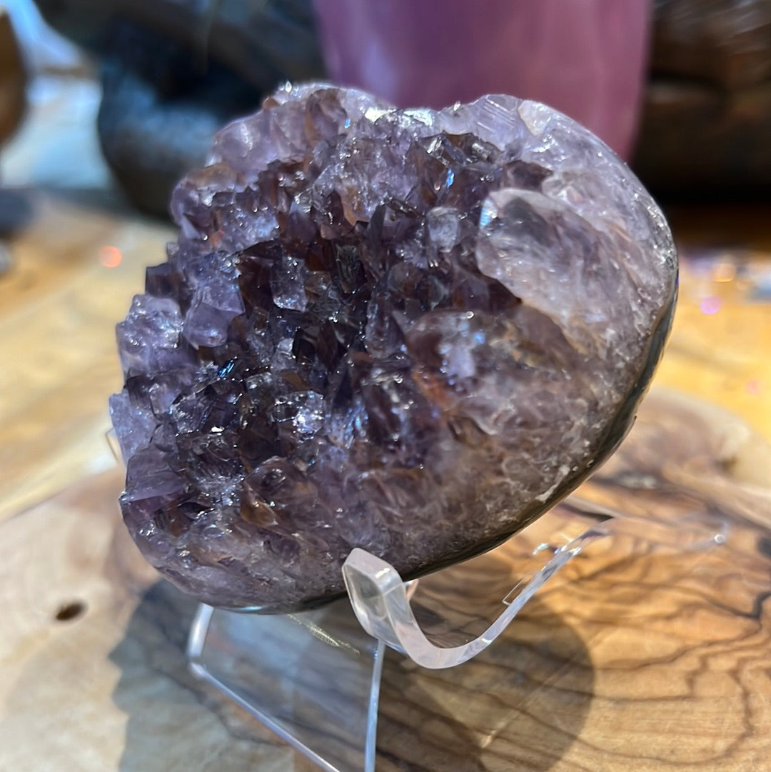 Druzy Amethyst Heart With Stand