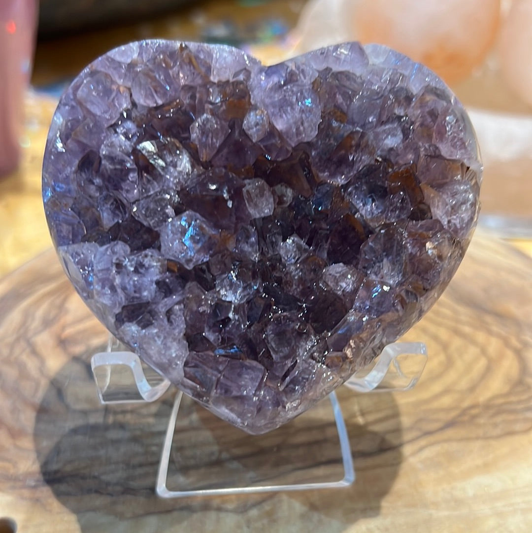 Druzy Amethyst Heart With Stand