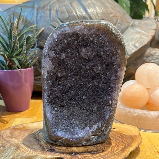 Amethyst Cut Base Freeform