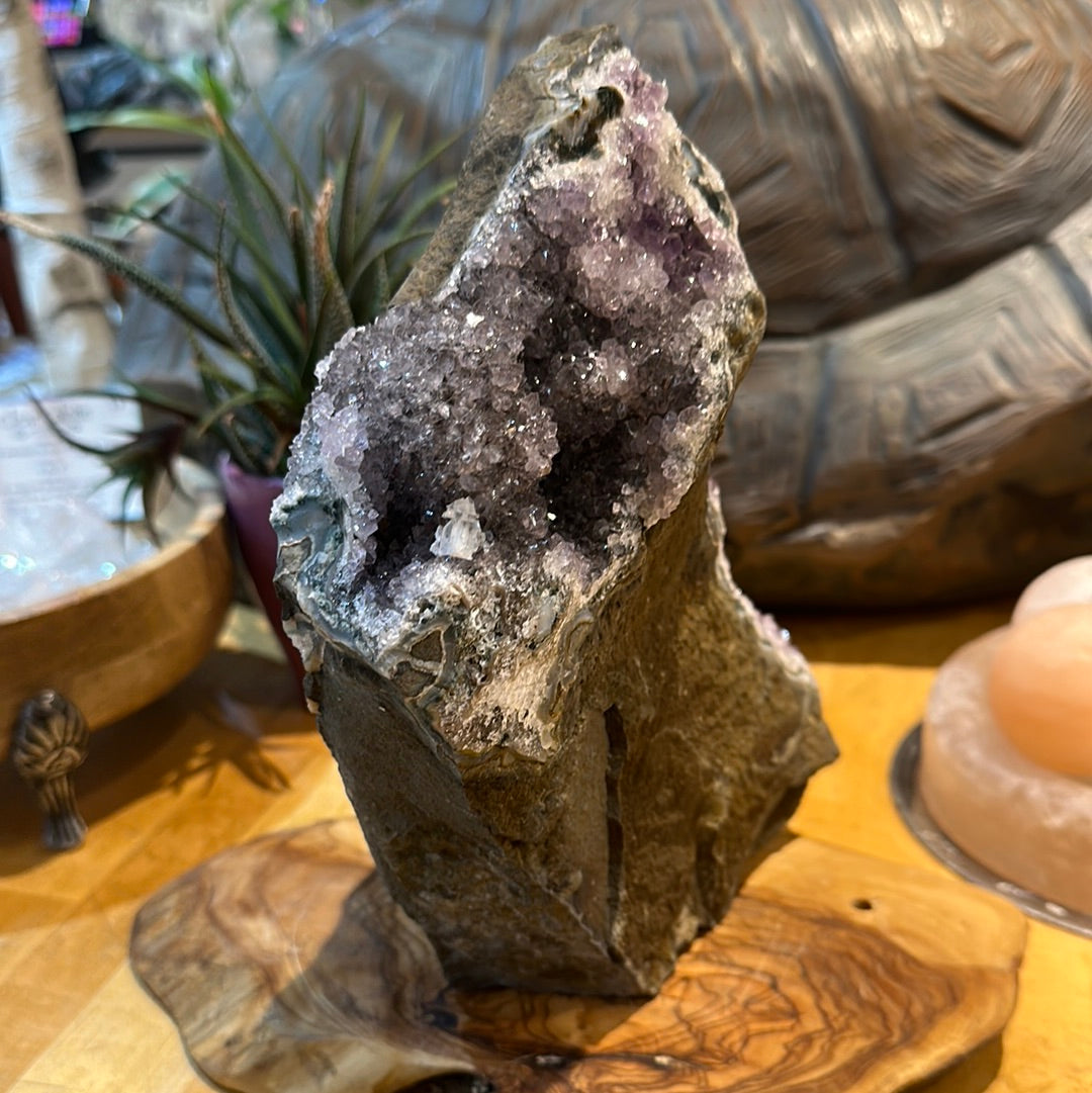 Amethyst Cut Base Freeform