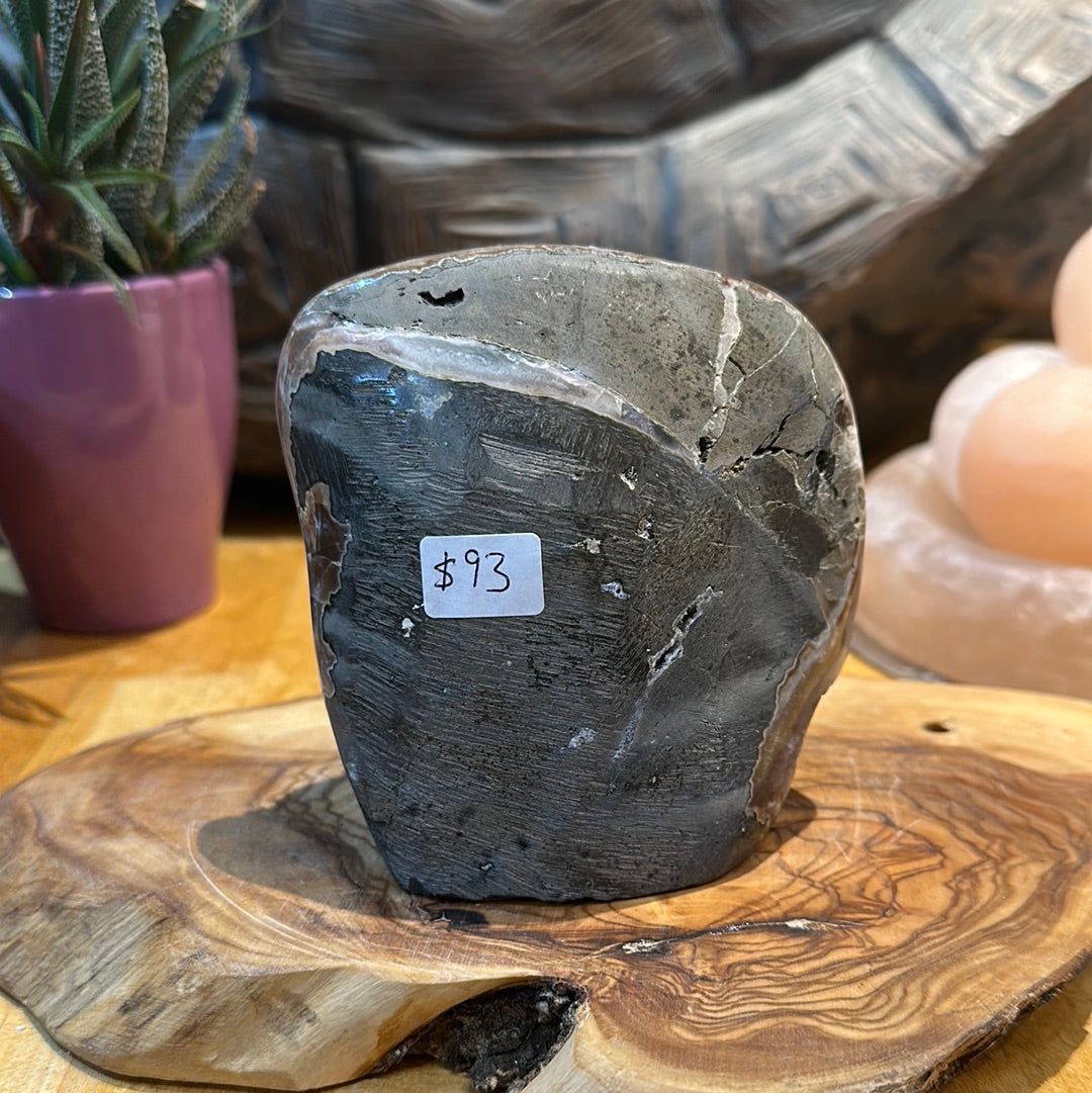 Amethyst Cut Base Freeform
