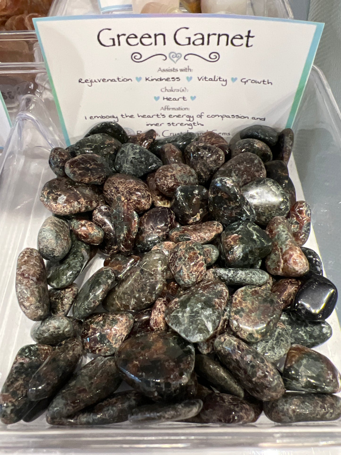 Green Garnet Tumble