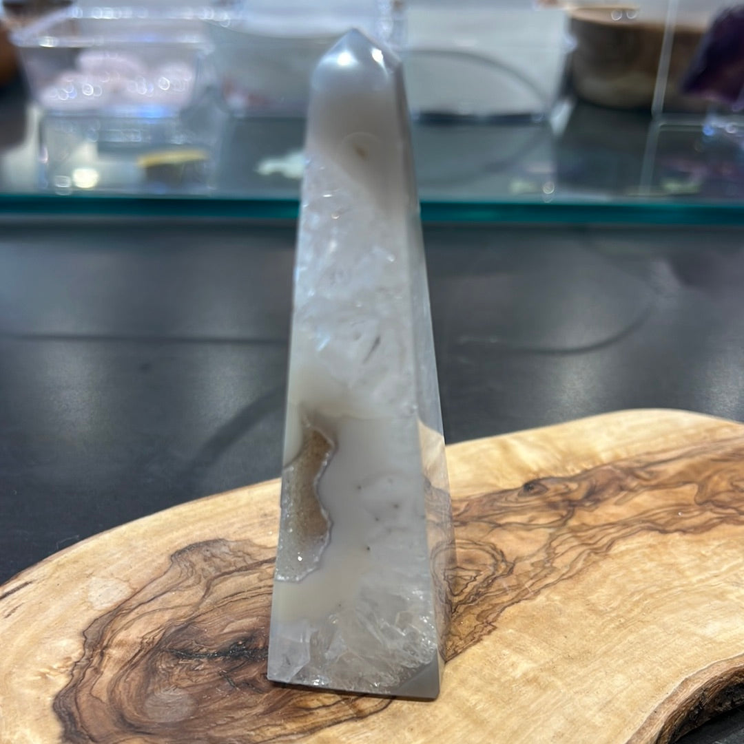 Druzy Agate Tower