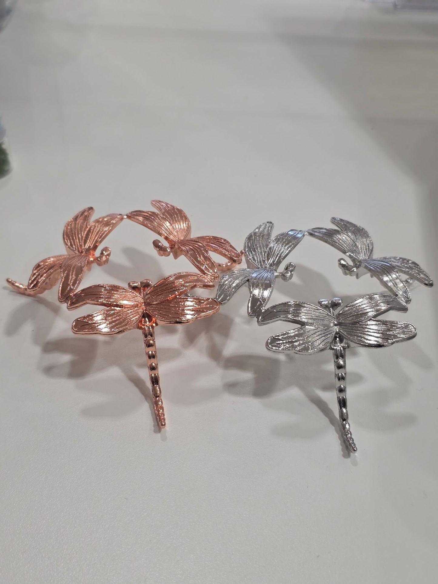 Dragonfly Sphere Stand