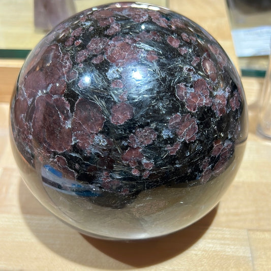Almandine Garnet With Anthophyllite and Cordierite