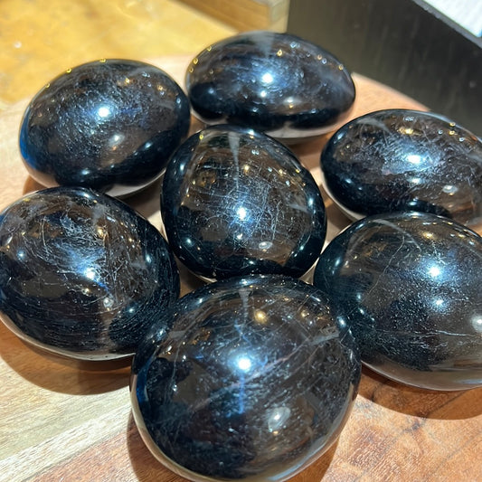 Black Tourmaline Palmstone