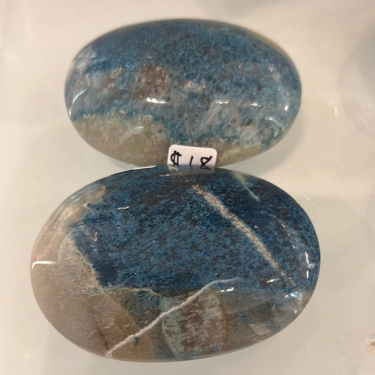 Trolls Palmstone