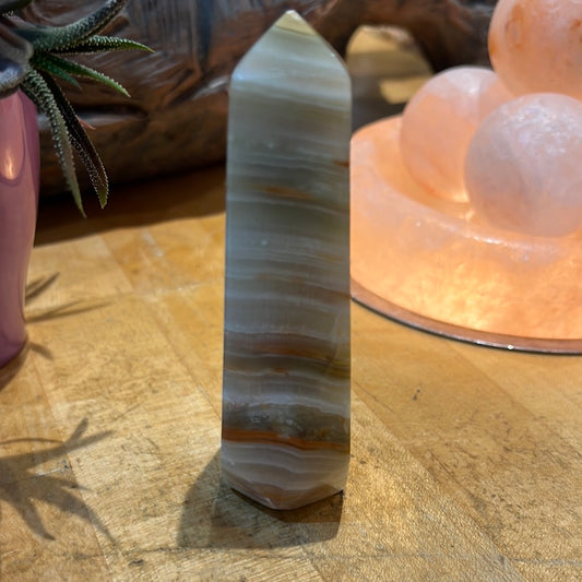 Banded Onyx Tower