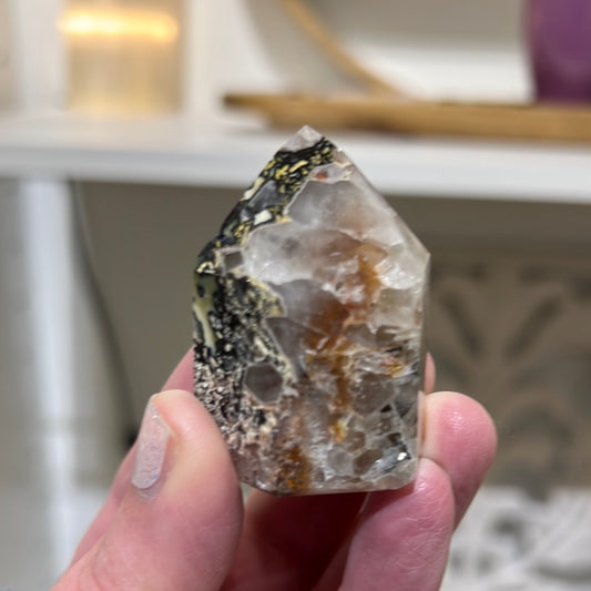 Mosaic Chalcedony Quartz Tower